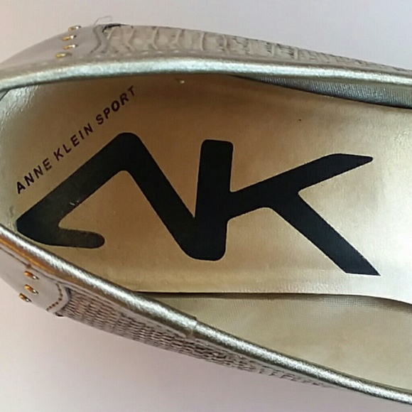 Anne Klein snake print wedge - Picture 7 of 8